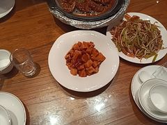 -泉畔人家·老济南经典鲁菜(大明湖店)