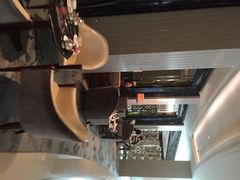 iphone_upload_pic-LONG BAR 廊吧(外滩华尔道夫酒店)