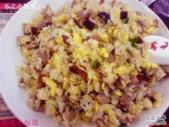 鸭鸭炒饭-余杨鸭鸭餐厅