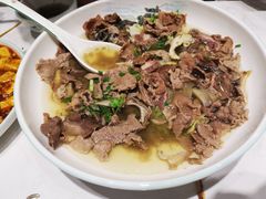 -犇逸·乐山跷脚牛肉·四川现炒(览海店)
