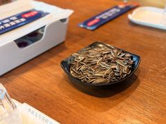 -华府九号海鲜烧烤大排档(龙域店)