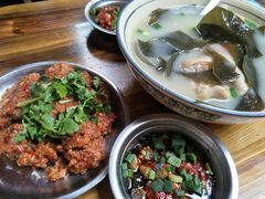 -中和裴氏蹄花(府河路店)