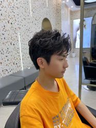 -苏奇发型·烫发染发