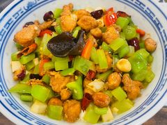 辣子鸡丁煮馍-老西安韩记三鲜煮馍(四府街店)