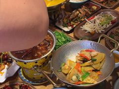 -隔壁老王·家常云南菜(花巷店)