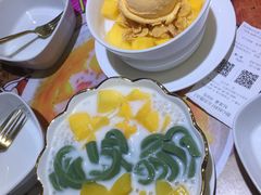 黄金孖宝绿茶拉面-甜心妈妈·榴莲星级糖水(北京路总店)