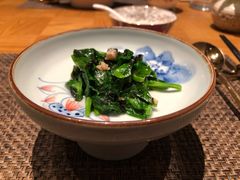 梅香咸鱼头手紫菜炒豆苗-广舟(千禧店)