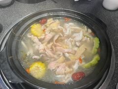 -野迹·石橄榄鸡·烧烤(新洲店)