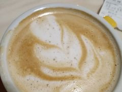 -新华里咖啡书吧(新华书店小寨店)