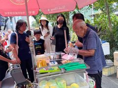 -詹爷爷乌节路街头冰淇淋