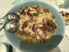 -姚姚酸菜鱼·金戈戈香港豉油鸡(喜荟城联名店)