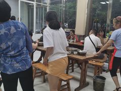 大堂-南湖周冒菜(南湖总店)