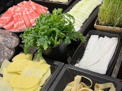 -火凤祥鲜货火锅·清真食品(宁夏总店)