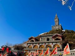 -采薇庄园四季滑雪场