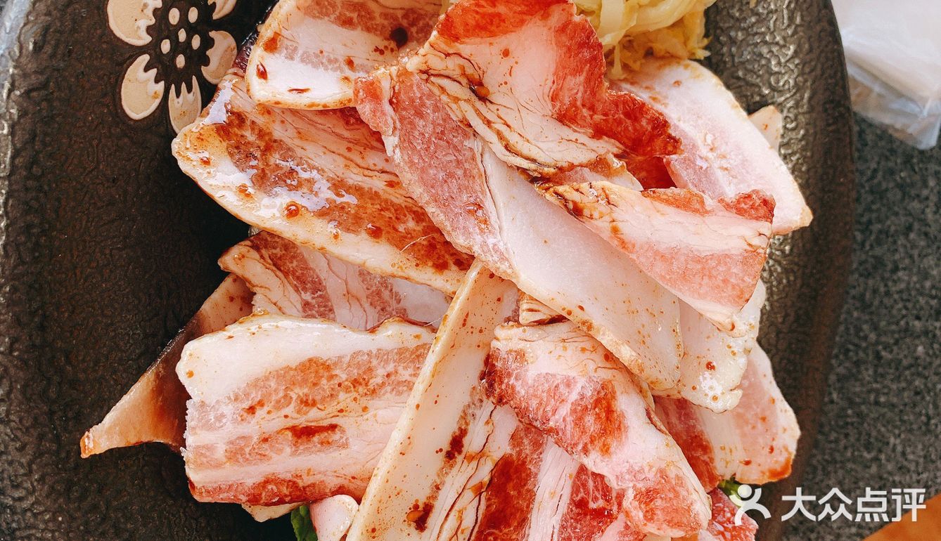 几乎每桌都会点的「特色烤百叶」头一回吃烤百叶