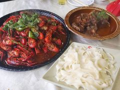 -羊家胡同·龙虾烧烤火锅(龙汇路店)