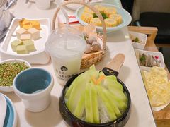 -左庭右院鲜牛肉火锅(浦江欢乐颂店)
