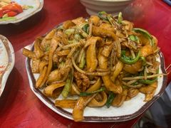 -金杨拉面王小吃面馆·牛三宝面·红烧牛肉粉