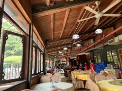 -鲤鱼塘农家山庄