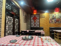 -羊家胡同·龙虾烧烤火锅(龙汇路店)