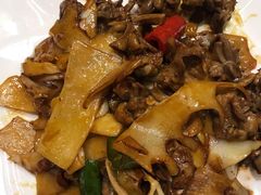 酸笋炒鸡杂-美极鲜食坊(宝安南路店)