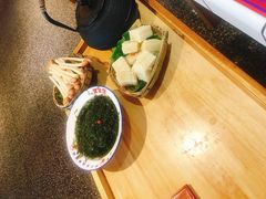 -贤合庄卤味火锅(安吉万达店)