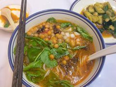 -窄巷口生烫牛肉米线(客村店)