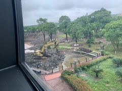 -上海滴水湖皇冠假日酒店