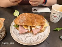 -ommo cafe(半岛城邦店)