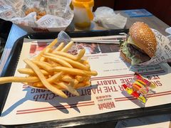 -The Habit Burger Grill 哈比特汉堡(复兴soho店)