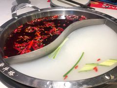 -井格重庆火锅(友谊路新业广场店)