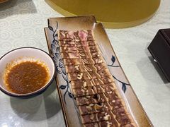 笨猪头压肉-百花人家(门城水岸店)