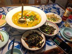 -川流不息·地道川菜·小龙虾(新松江路店)