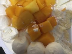 -山与蓝·轻糖鲜果蛋糕(勒泰店)