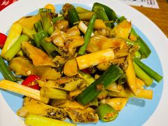 -喝丢一只鞋海鲜烧烤·海肠捞饭(文体街店)