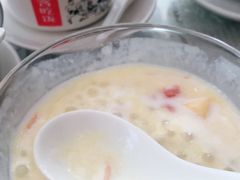 -周大娘牛乳(旧寨古村总店)