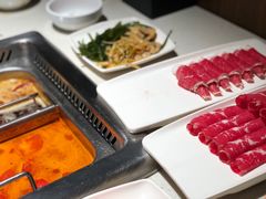-海底捞火锅鲜切牛肉主题店(长寿路店)