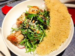 凤尾虾牛油果蔬菜色拉-弦月窗LUNETTE BY AMANDA(复兴路店)