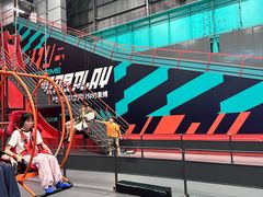 -极限PLAY运动娱乐新世界·团建派对潮玩休闲馆·室内蹦极高空游乐园