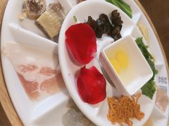 -芸南道·过桥米线(昆明老街旗舰店)