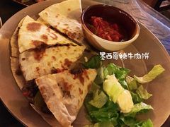 辣墨西哥牛肉饼-萨尔瓦多Salvador's