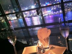 Veuve&nbsp;Cliquot&nbsp;and&nbsp;Pizza&nbsp;at&nbsp;Aqua&nbsp;Spirit&nbsp;01-Aqua