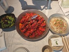 -巴厘龙虾·榜首油焖大虾(音乐学院·沿江酒馆店)