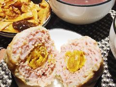 咸蛋黄狮子头-十面春风·江南面馆(崇宁路店)