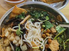 -柳州肥姨妈大骨螺蛳粉(东靖路店)