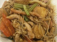 金菇日本豆腐饭-明记港式烧腊茶餐厅(下沙店)