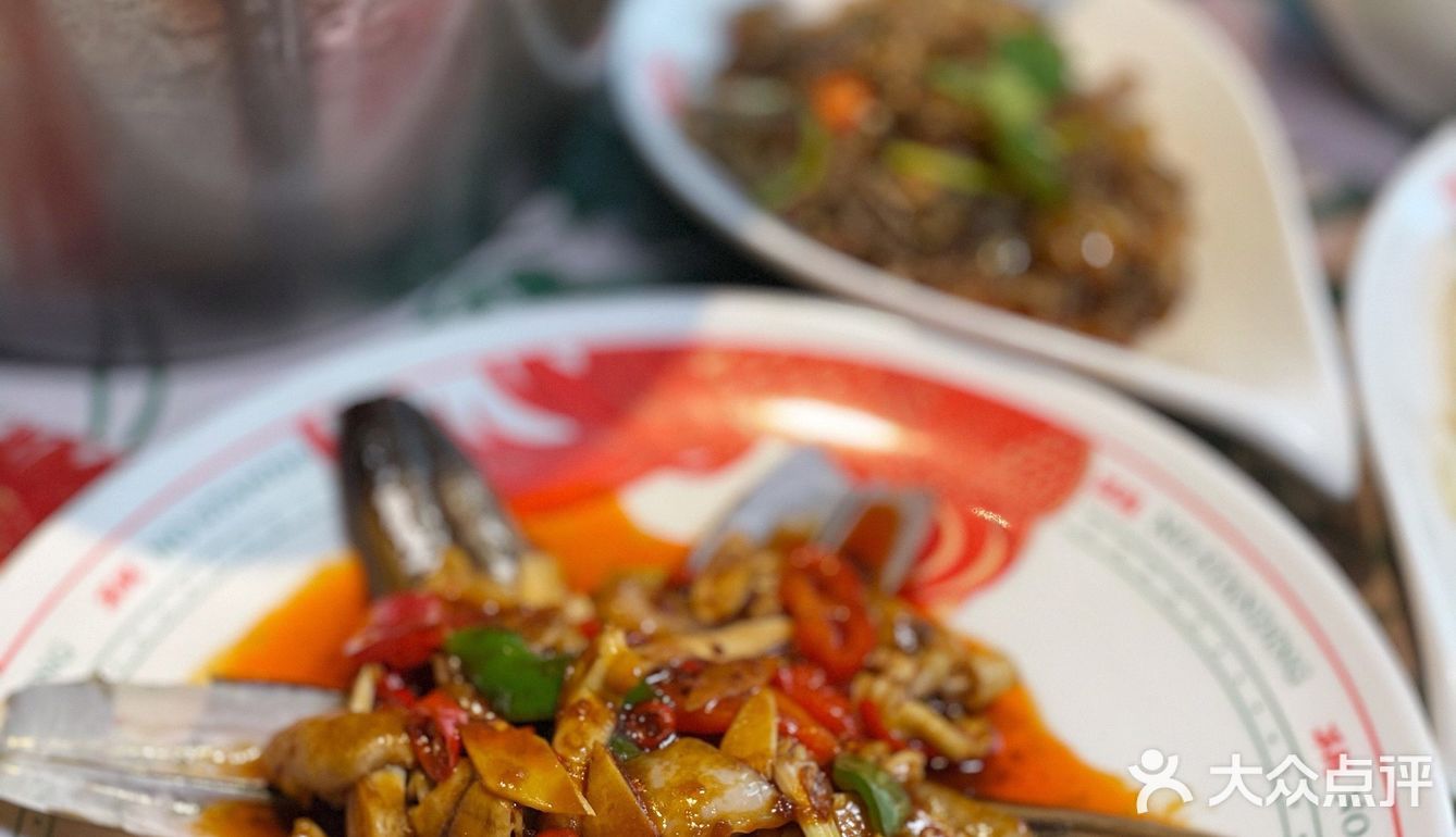 换上复古的行头🐔去「不站」吃鸡咯