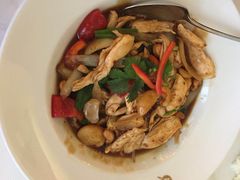-Thai Pothong Restaurant