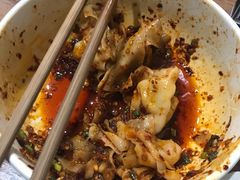 -继红顺河抄手名小吃