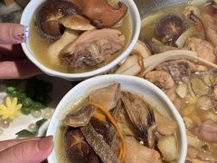 -大头椰·椰子鸡火锅(南宁万象城店)